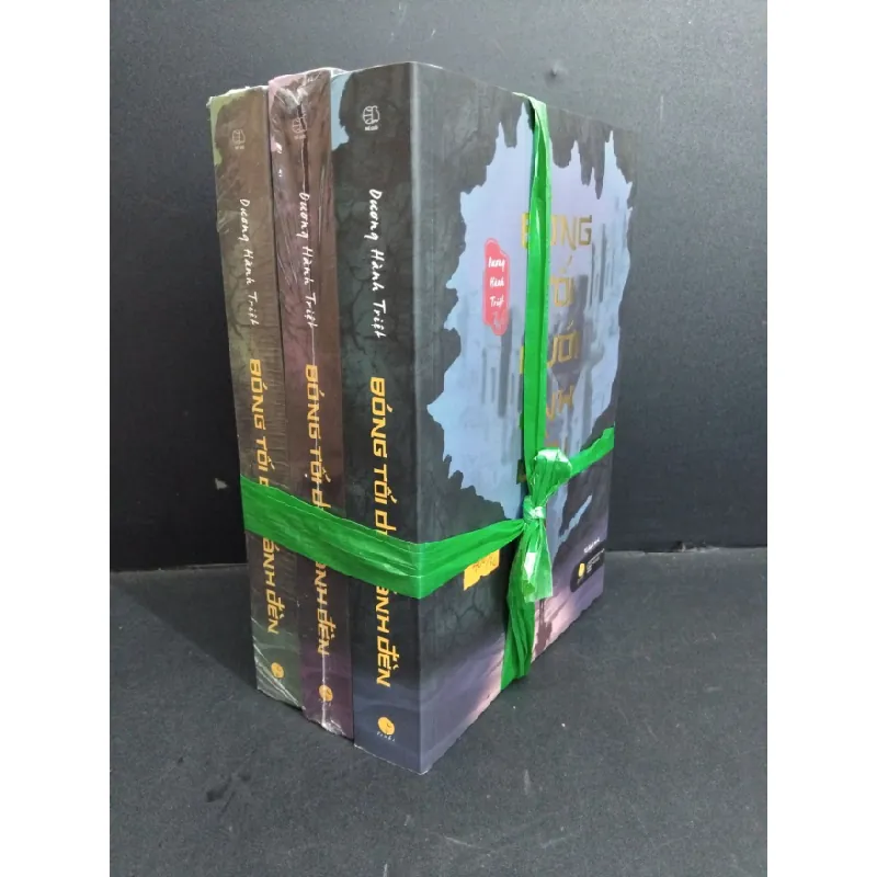 [Sách Cũ SCGR] Bộ 3 cuốn Bóng tối dưới ánh đèn mới 90% bẩn bìa 2020 HCM1712 Dương Hành Triệt VĂN HỌC 684898