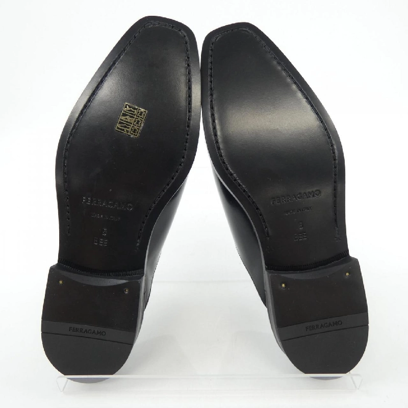 Giày sandal FERRAGAMO - Hàng hiệu Authentic 829525