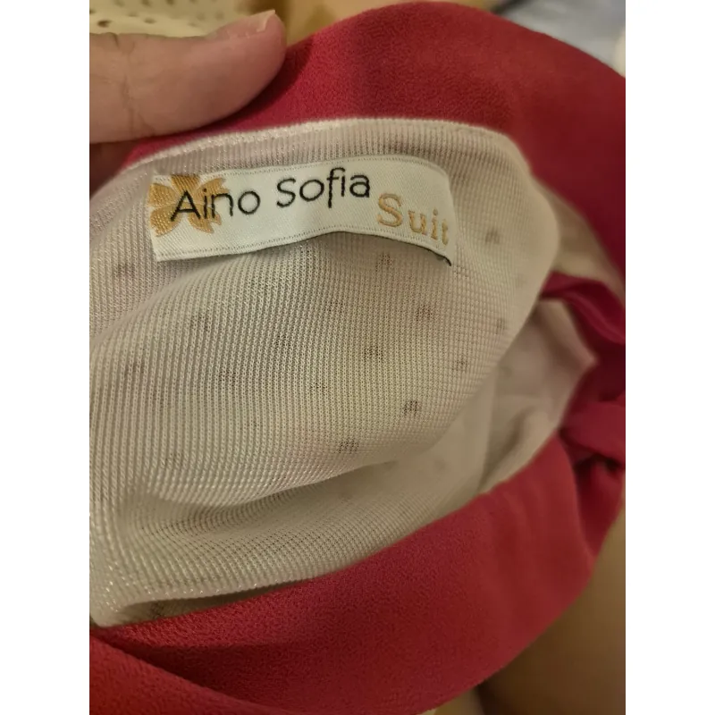Váy nữ Aino Sofia size S màu trắng đỏ họa tiết tuần lộc 931091
