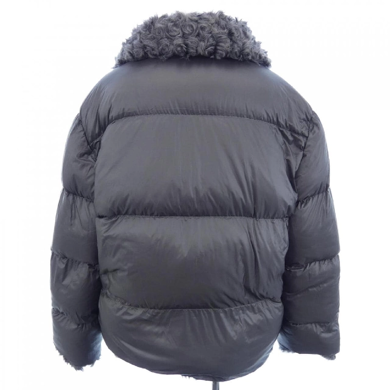 Áo khoác lông vũ MONCLER 644060