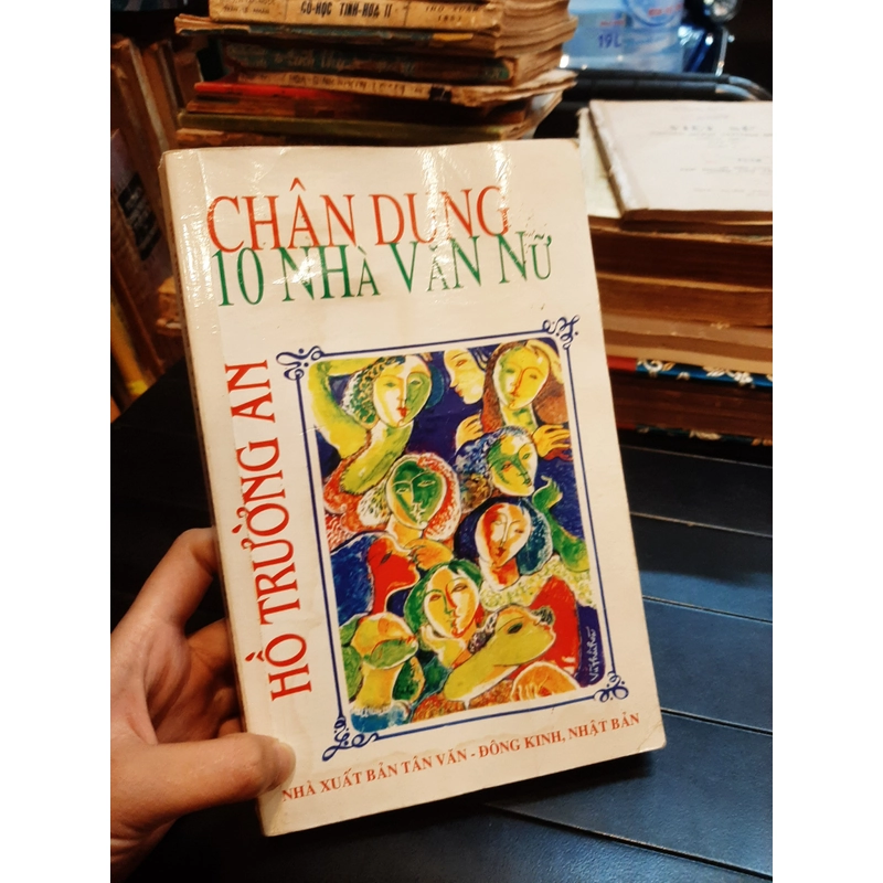 Chân dung 10 nhà văn nữ  299883