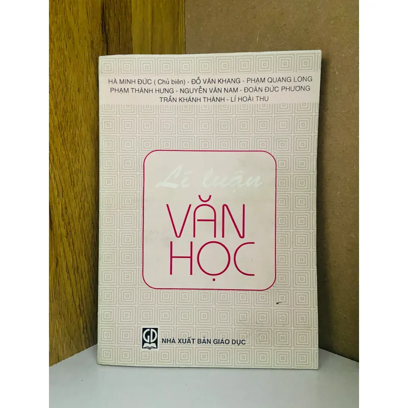 Lí luận văn học - Hà Minh Đức 775943