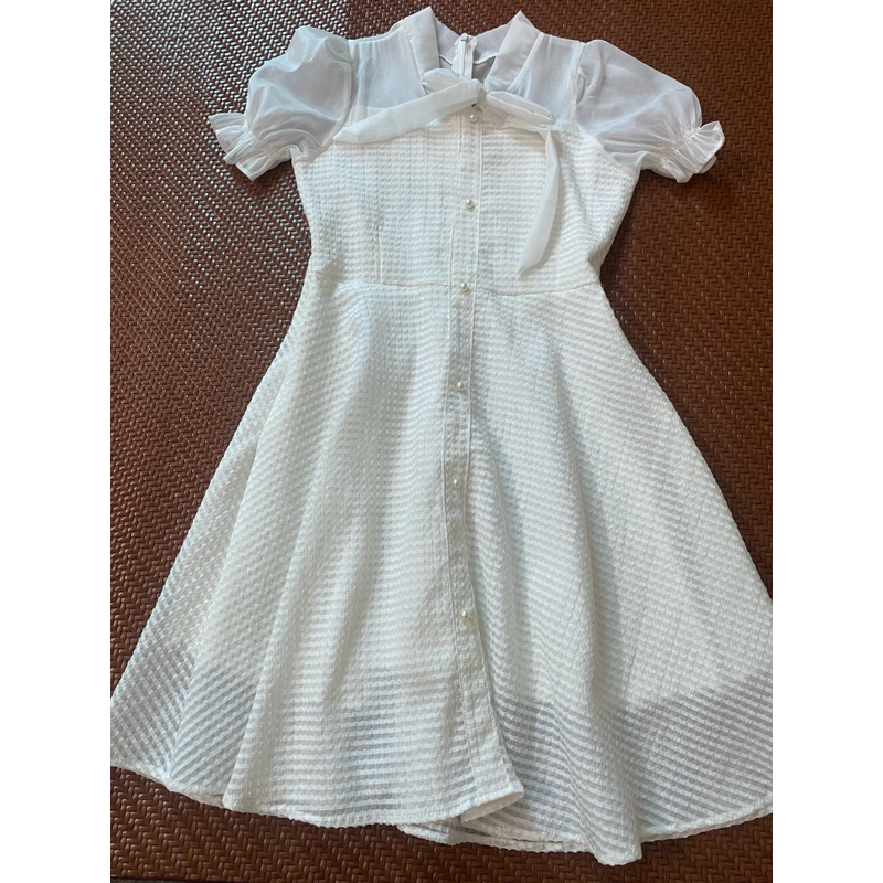 Đầm trắng xinh size S váy trắng 2 lớp đẹp còn mới trắng nguyên  523472