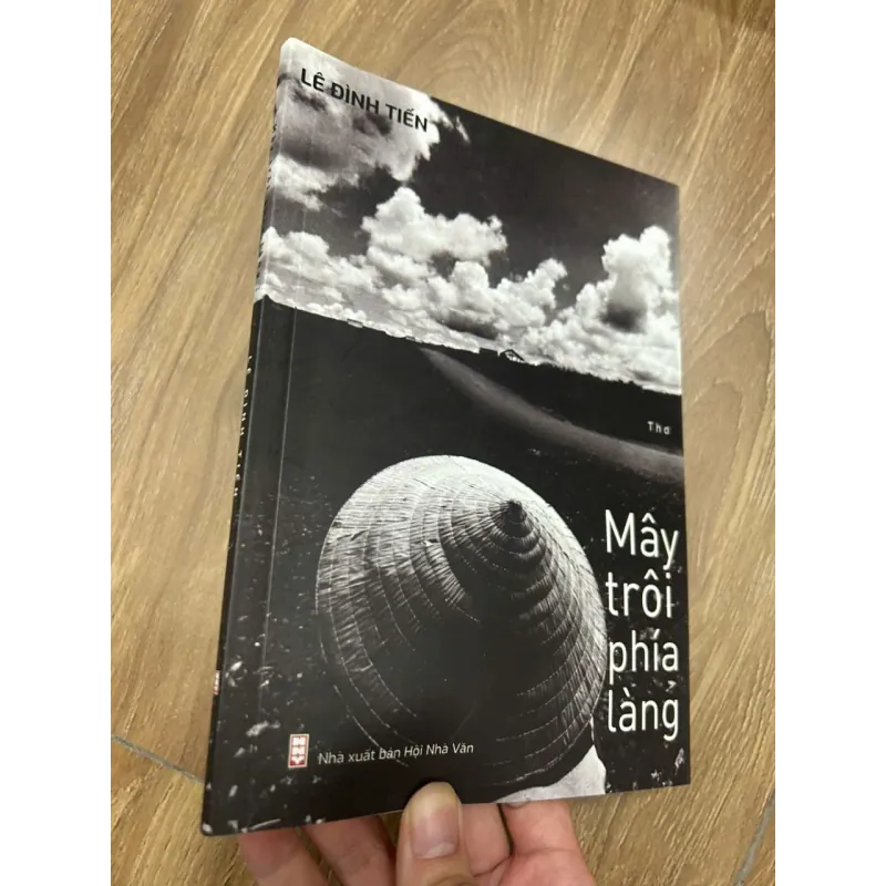 Mây trôi phía làng - Lê Đình Tiến 692700