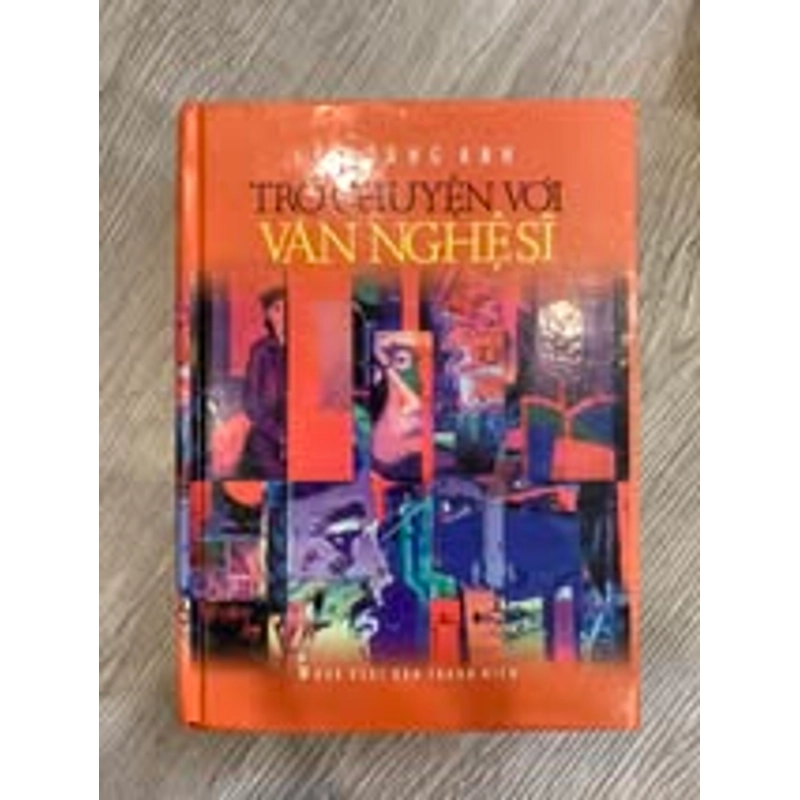 Trò truyện với văn nghệ sĩ 506021