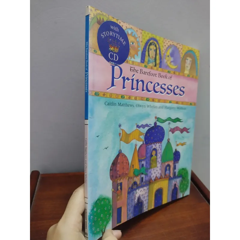Sách ngoại văn thiếu nhi - The Barefoot Book of Princesses by Caitlín Matthews 654566