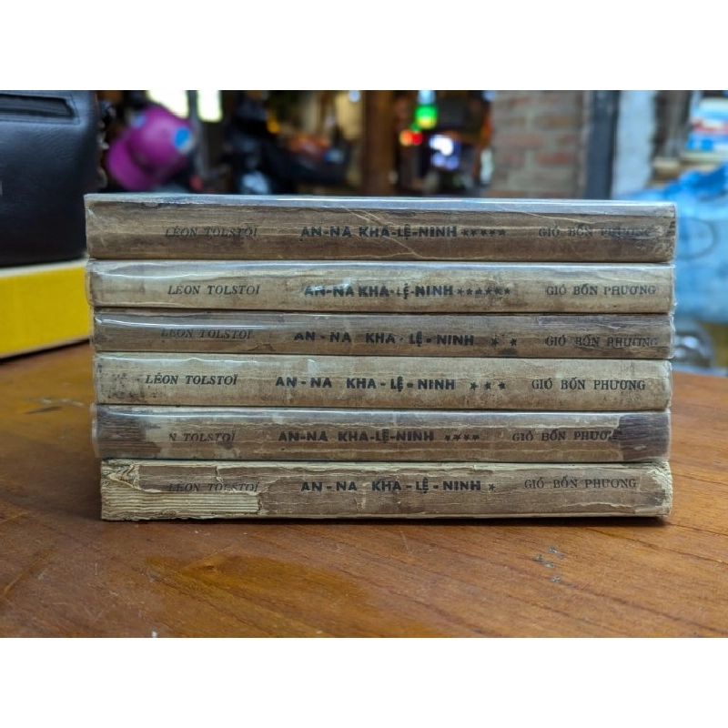 ANNA KHA LỆ NINH - LÉON TOLSOI ( ANNA KARENINE  bản dịch trước 1975) 301138