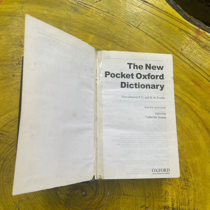 THE NEW POCKET OXFORD DICTIONARY - ENGLISH- NEW POCKET OXFORD 563987