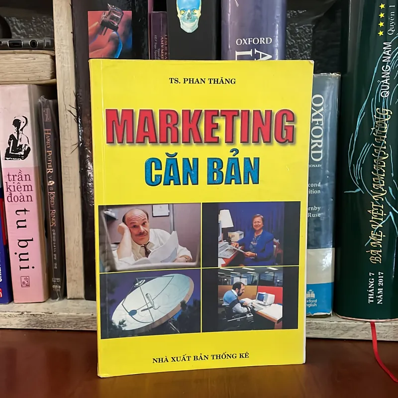 II Sách Kinh Tế: Marketing Căn Bản - TS. Phan Thăng - 2005 563161