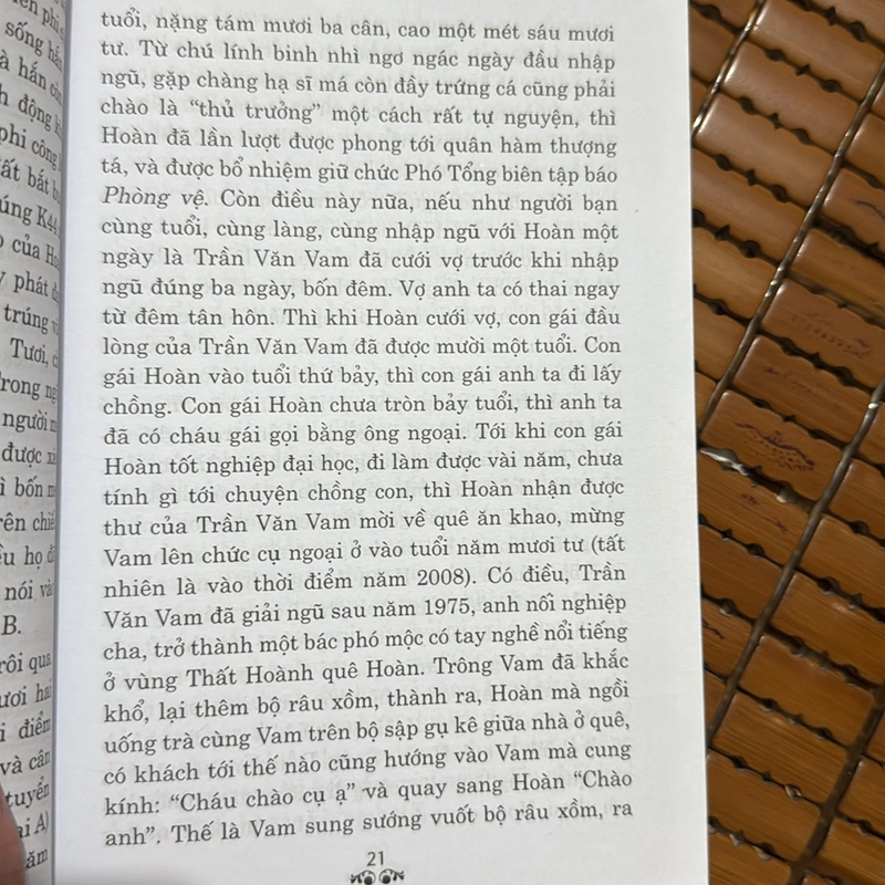 Gỡ mặt nạ - Nguyễn Bá Cổn 522256