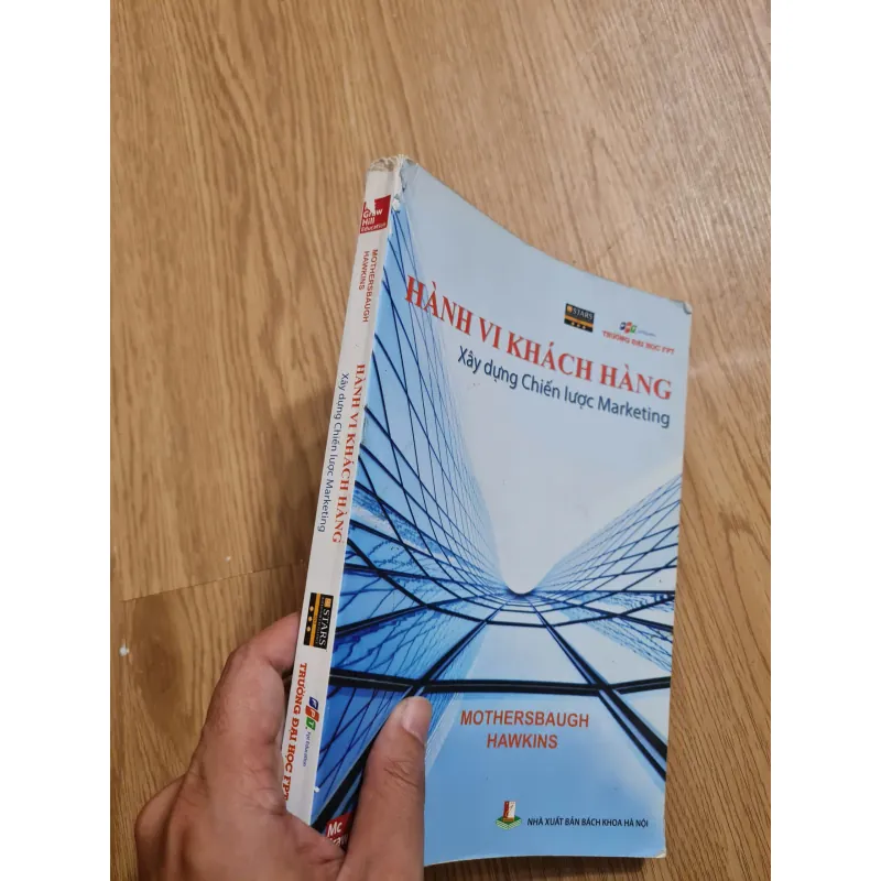 Hành vi khách hàng xây dựng chiến lược Marketing, mới 80% (2 trang dán băng dính) (TSTK) 565415