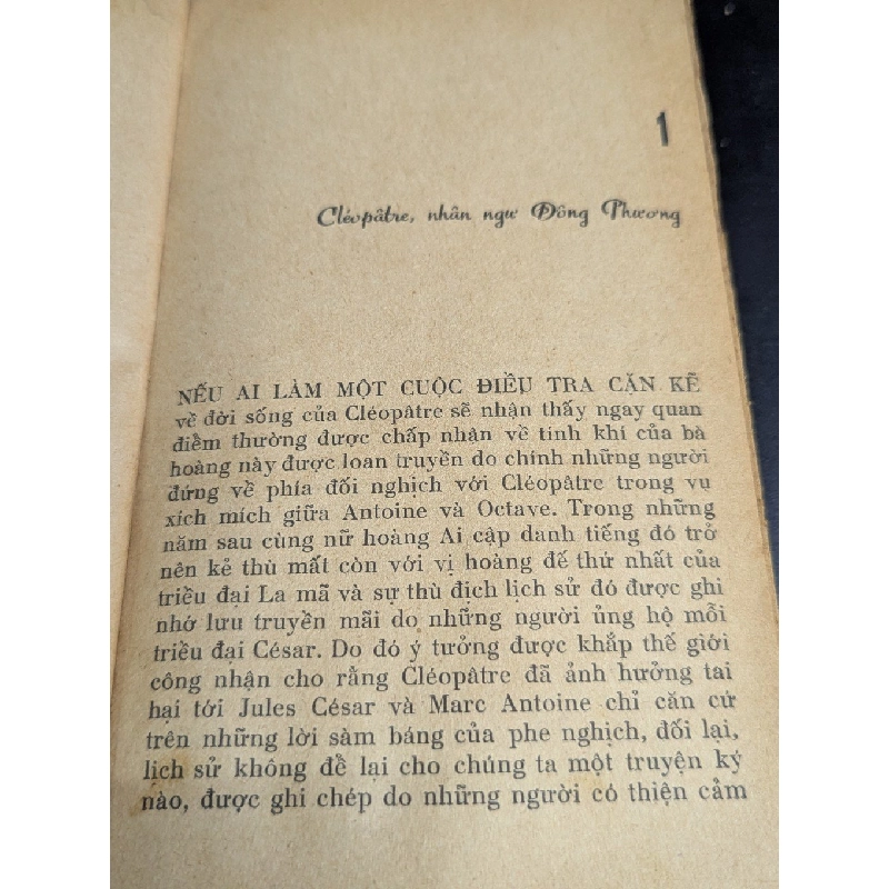 Nữ hoàng ai cập Cléopàtre - Arthur Weigall ( người dịch Mặc Đỗ ) 384330