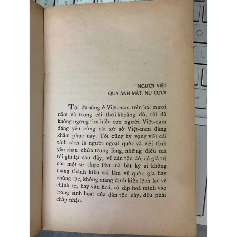 NGƯỜI VIỆT KỲ DIỆU - DỊCH GIẢ: VŨ HẠNH 334481