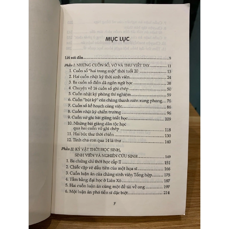 Những câu chuyện hiện vật -NXB Thế Giới 782115
