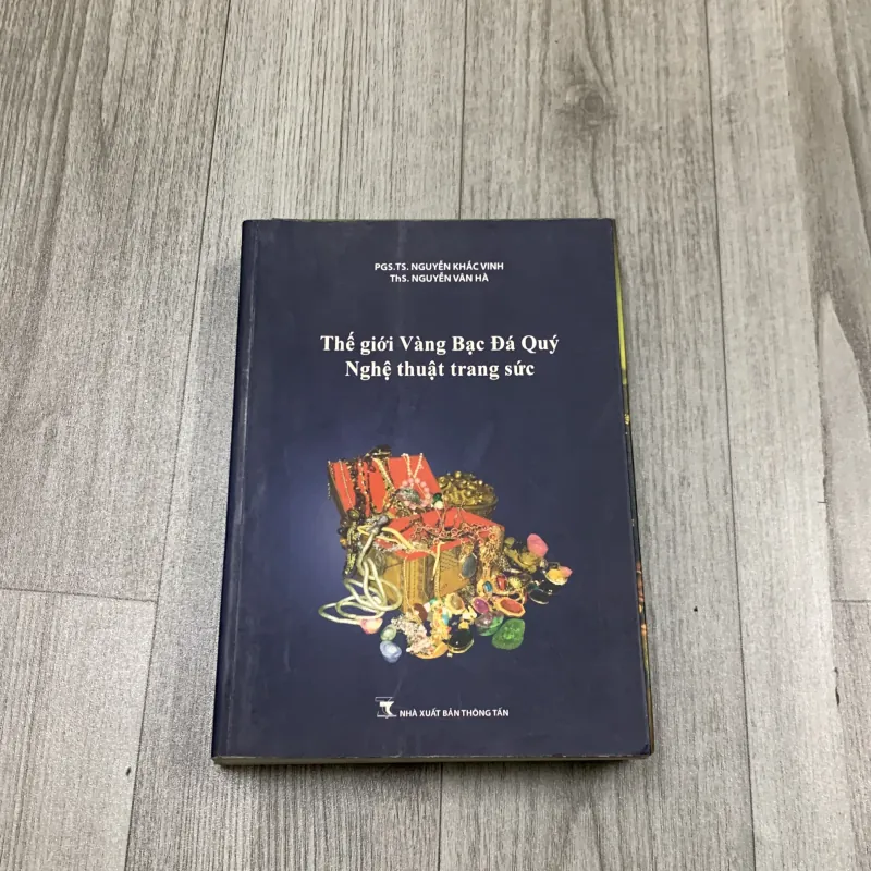 Thế giới vàng bạc đá quý nghệ thuật trang sức. 5b2 799389