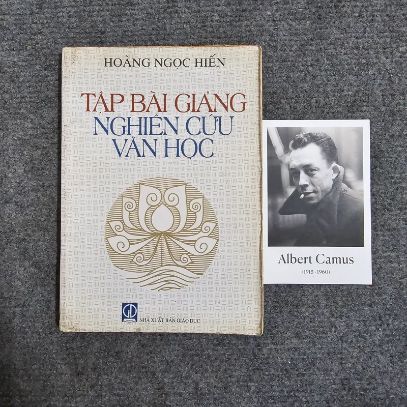 Tập bài giảng nghiên cứu văn học , hoàng ngọc hiến 1001294