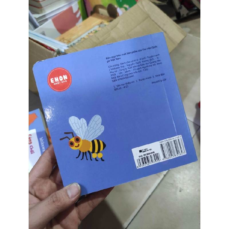 [Phiên Chợ Sách Cũ] Cùng chơi trốn tìm côn trùng 2303 412335
