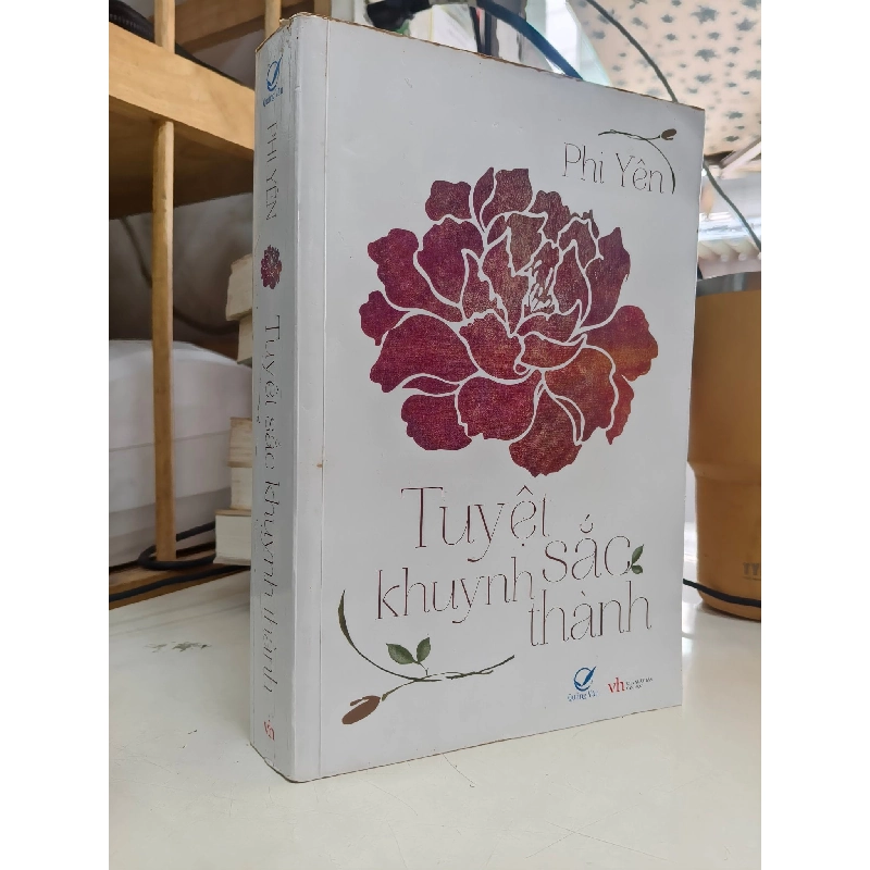 Tuyệt sắc khuynh thành - Phi Yên 1017696