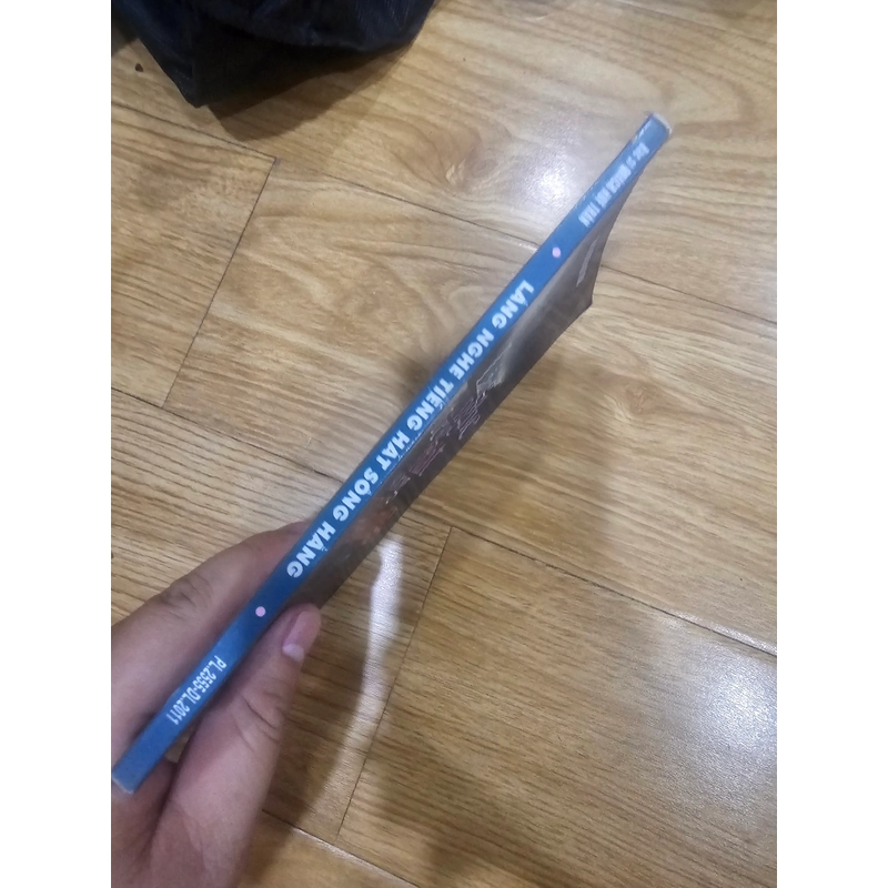 Lắng nghe tiếng hát sông Hằng. Tặng kèm theo đơn từ 20k. 454529