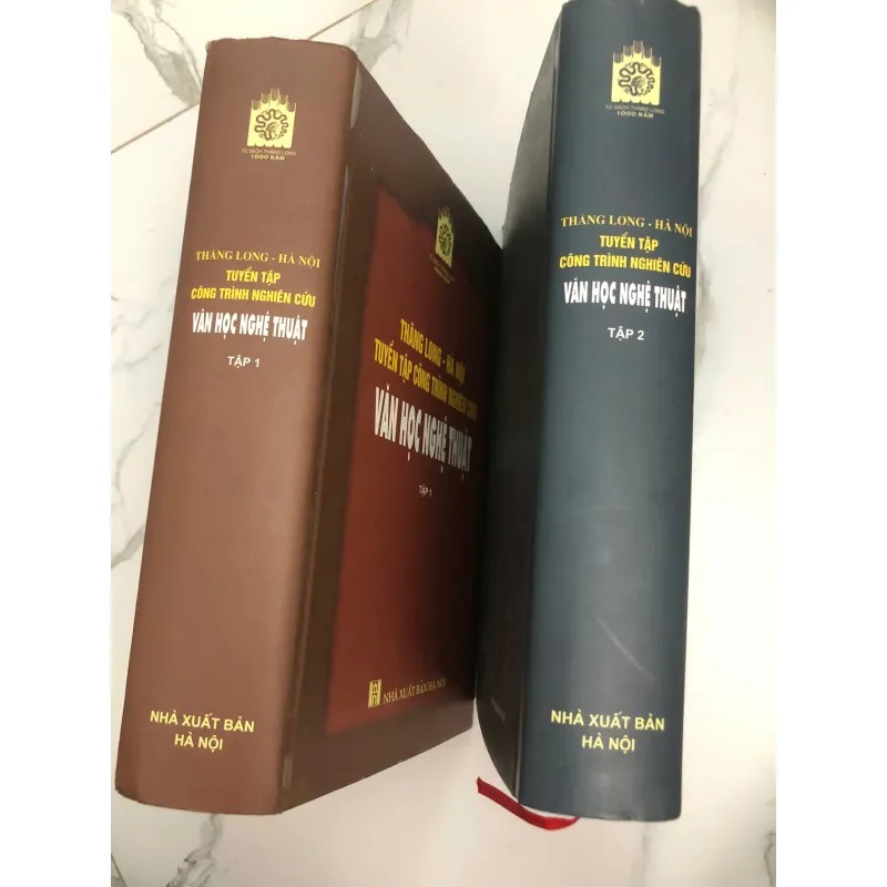 Thăng Long – Hà Nội: Tuyển Tập Công Trình Nghiên Cứu Văn Học Nghệ Thuật 689204