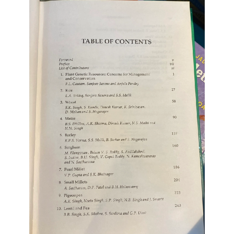 Plant Genetic Resources : Foodgrain Crops - B.S Dhillon & S. Saxena, A. Agrawal, R.K. Tyagi 449074