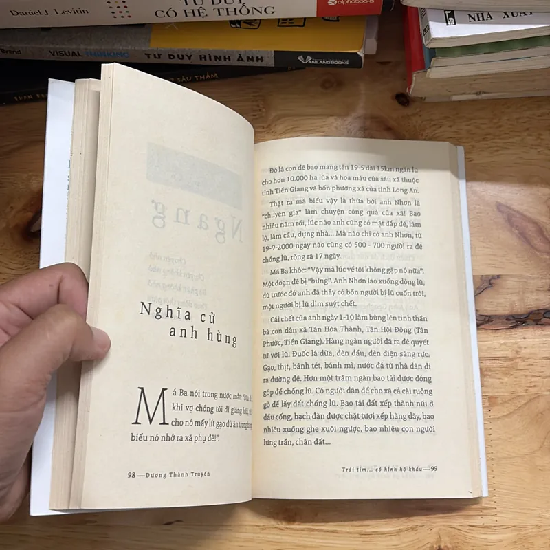 II Văn Học: Trái Tim Có Hình Hộ Khẩu - Dương Thành Truyền - 2017 697203