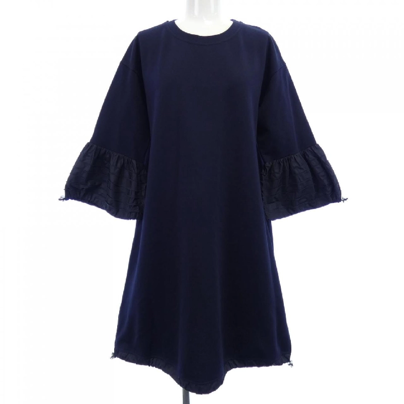 Moncler MONCLER E10938551600 V8024 Váy 648257