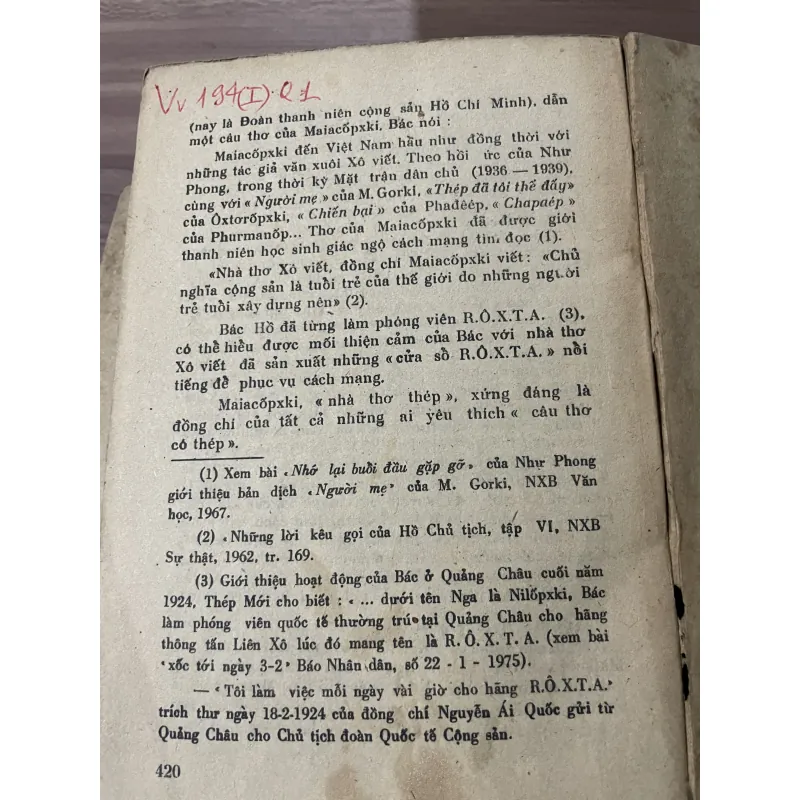 Nguyễn KIM ĐÍNH - HOÀNG NGỌC HIẾN - HUY LIỄN- LỊCH SỬ VĂN HỌC XÔ VIÊT 748036