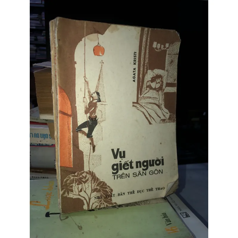 Vụ giết người trên sân gôn - Agata Kristi 1032162