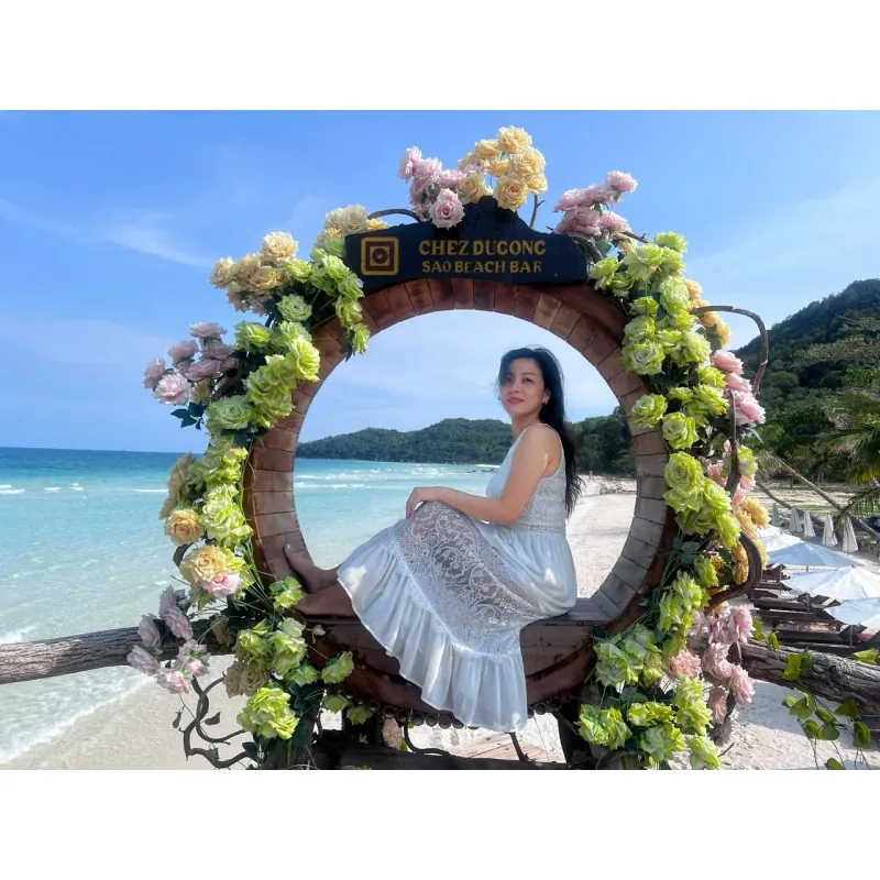 Váy maxi nữ ren màu trắng phù hợp đi biển 901580