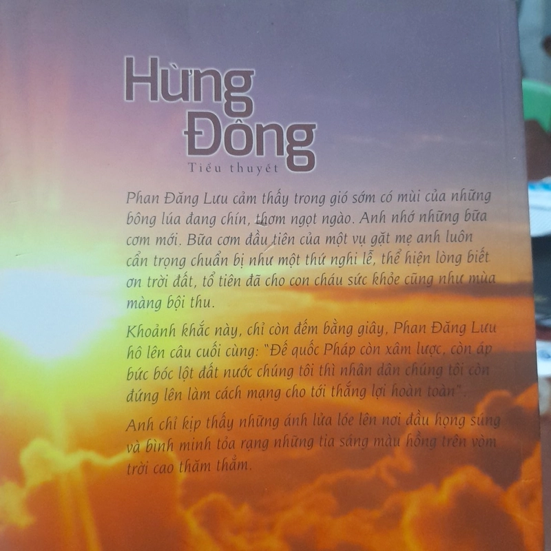 Nguyễn Thế Kỷ - HỪNG ĐÔNG (tiểu thuyết) 455536