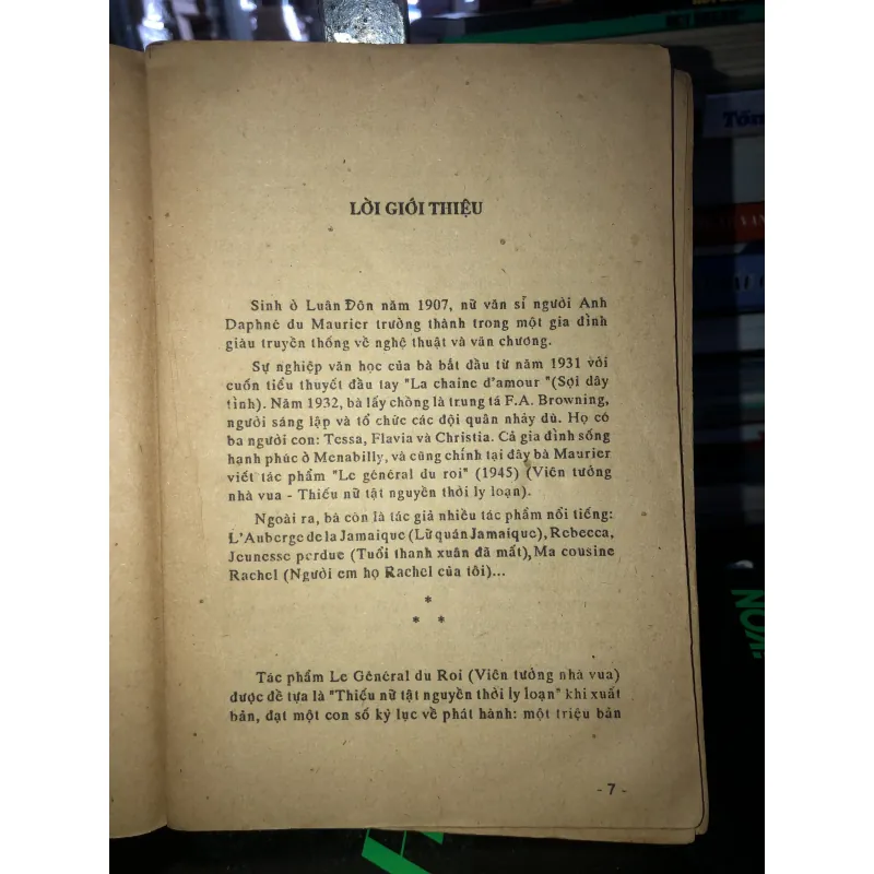 Viên tướng của nhà vua - Daphné Du Maurier 796602