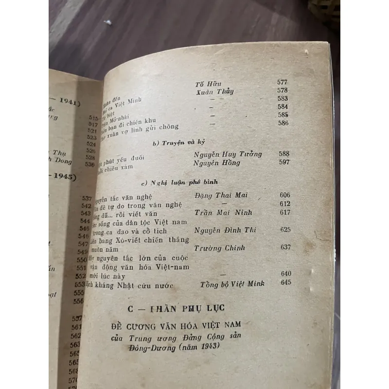 THƠ VĂN CÁCH MẠNG (1930 -1945)- khổ lớn  689811