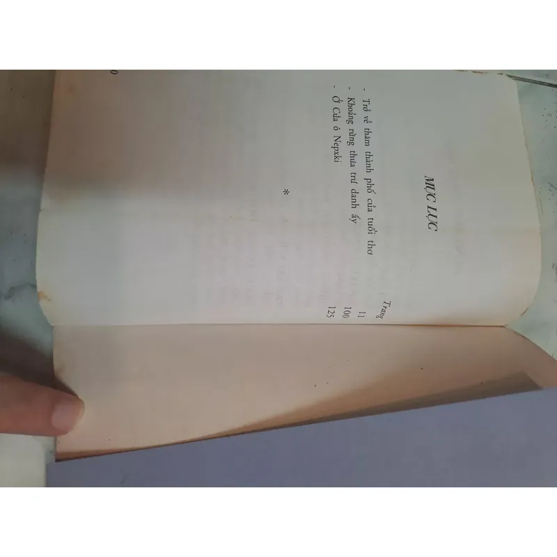 Những ngôi sao ban ngày Onga Béc gôn và Mối tình đầu Tuốc ghê nhép 697167