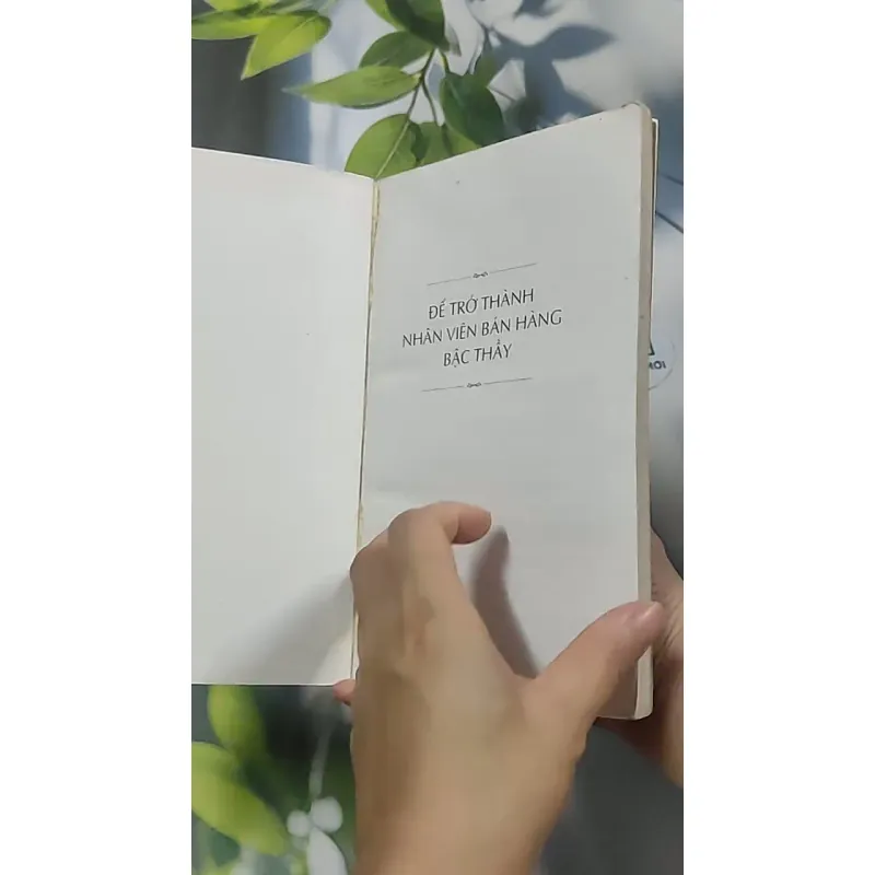 Bí quyết để trở thành nhân viên bán hàng bậc thầy - Jeffery F Fox 688549