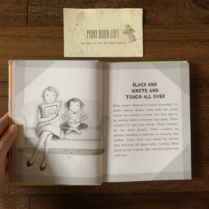 Sách ngoại văn Ivy and Bean Take the Case Book 10, Used, Bìa cứng, trình độ A1-A2 533441