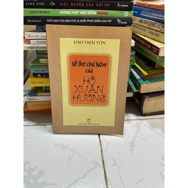 Về thơ chữ nôm của hồ xuân hương 788703