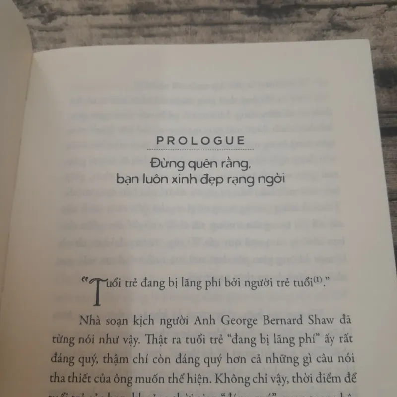 Tản văn- Thanh xuân nào không đau đớn, Tuổi trẻ nào không bão giông. Rando Kim- ĐH Seoul 753994