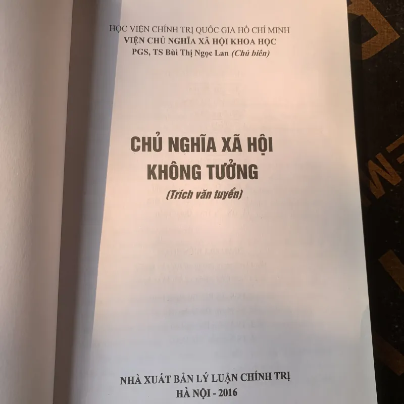 Chủ nghĩa xã hội không tưởng.  1005536
