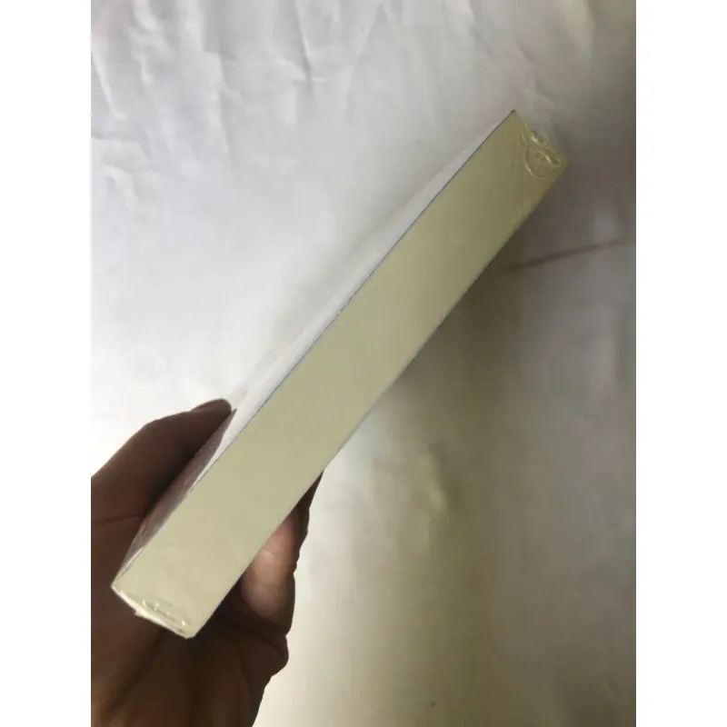 Tiền Từ Hit.ler - Radka Denemarková 1001444