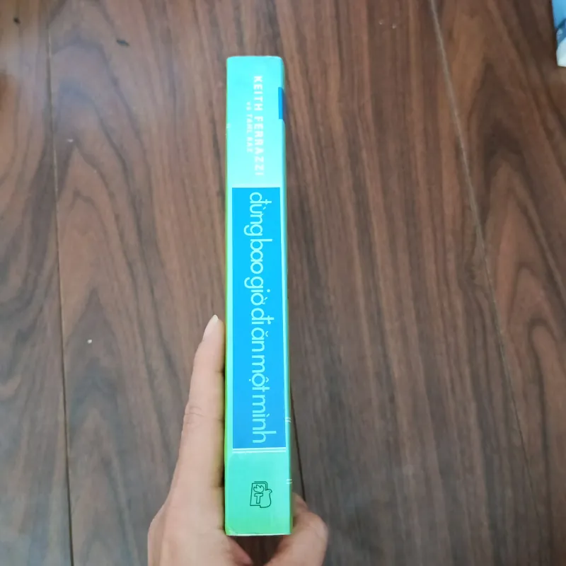 Đừng bao giờ đi ăn một mình 756841