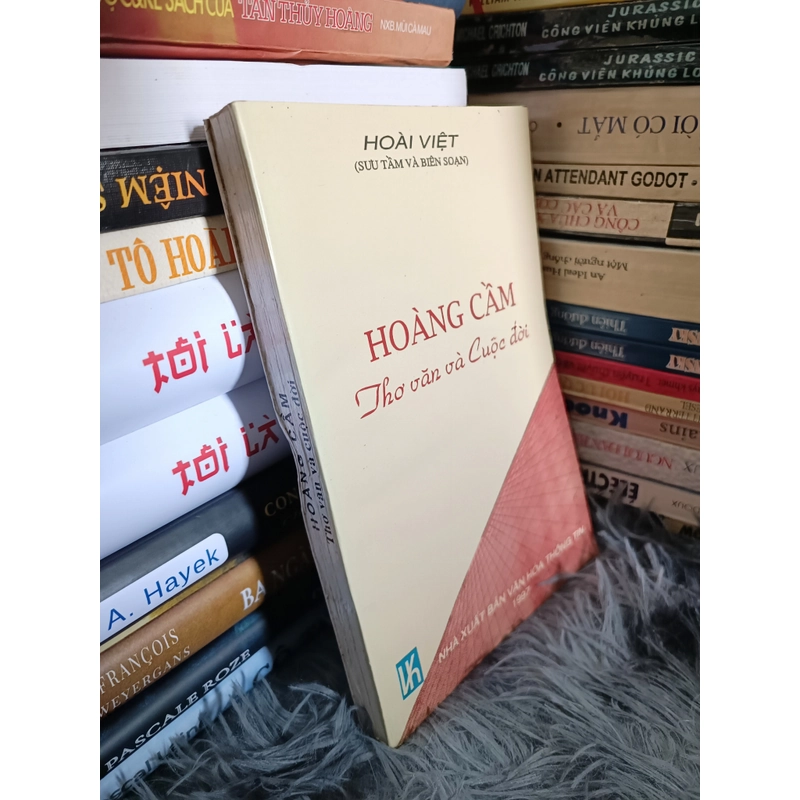 Hoàng Cầm thơ văn và cuộc đời 478119