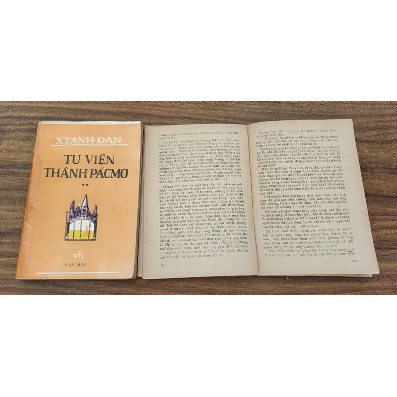 Trọn bộ 2 tập văn học cổ điển Pháp của nhà văn Stendhal: TU VIỆN THÀNH PARME 723000