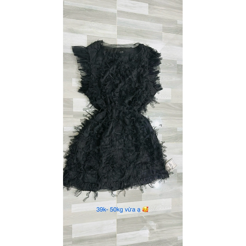 Đầm đen chữ A 494529