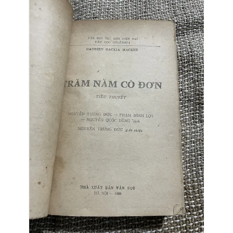 TRĂM NĂM CÔ ĐƠN- bản in đầu 1041437