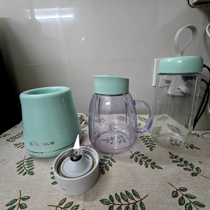 Máy xay sinh tố mini Bear 736548