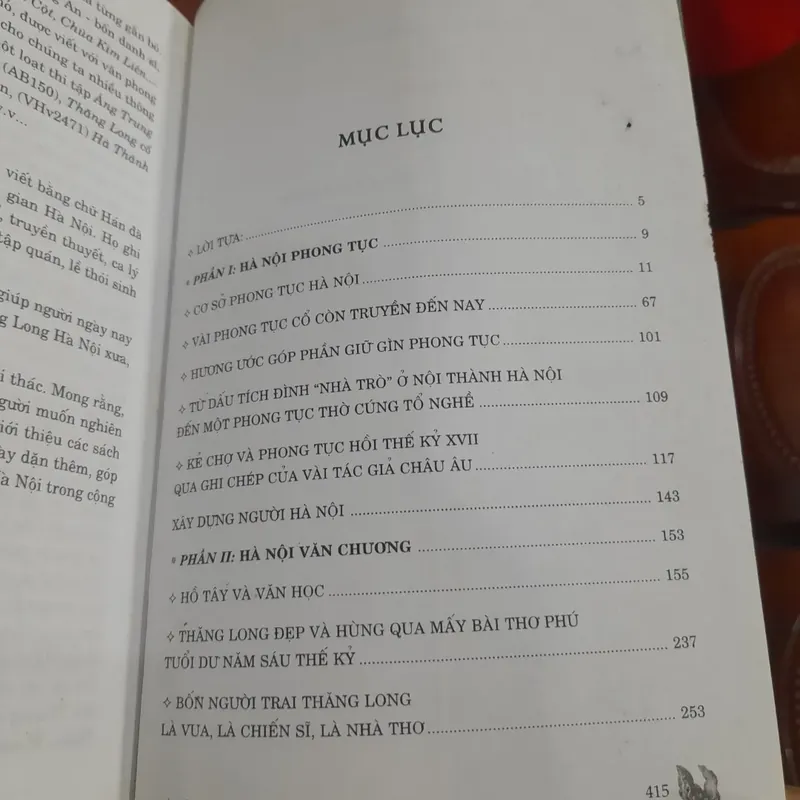 Nguyễn Vinh Phúc - HÀ NỘI, Phong tục, Văn chương 675585