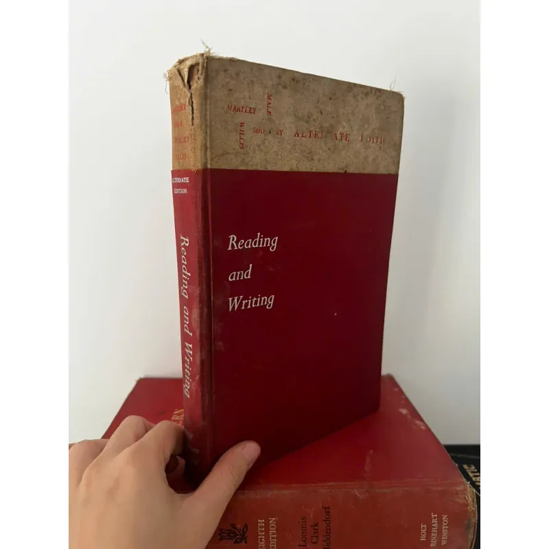 Reading and Writing 707561