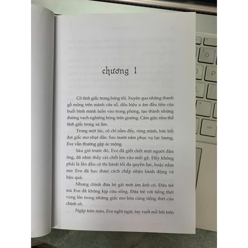 CÁI CHẾT TRẦN TRỤI - J. D. ROBB 709345