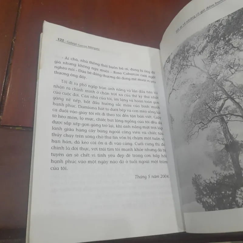 Gabriel García Márquez - HỒI ỨC VỀ NHỮNG CÔ GÁI ĐIẾM BUỒN CỦA TÔI 973441